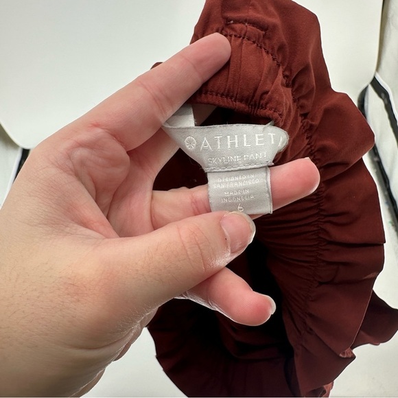 Athleta Skyline Pant Paperbag Waist Adirondack Brown Pants Size 6 - Picture 5 of 7